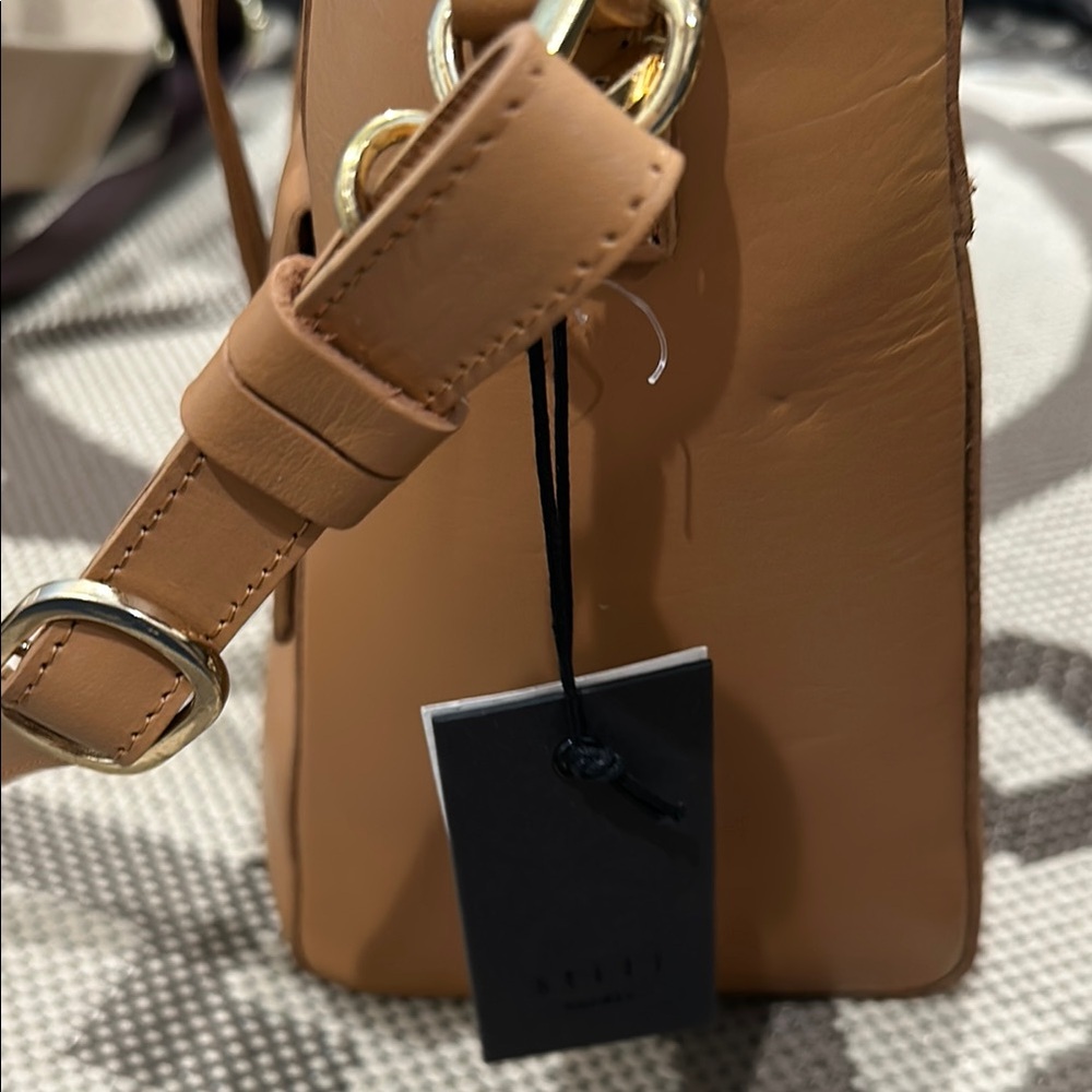 Tan Leather Women's Bag - Picture 8 of 10